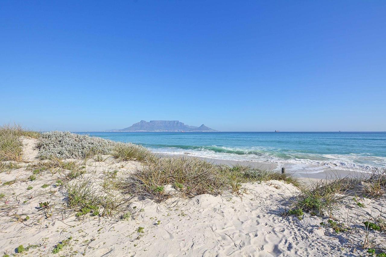 Appartamento Beach Daze Bloubergstrand Esterno foto